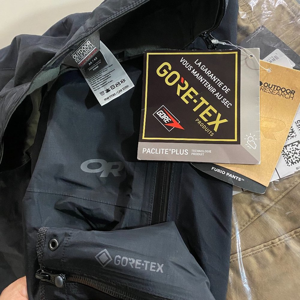 Outdoor Research Furio Gore-Tex Ski / Snowboard Pants- Men's M / 32